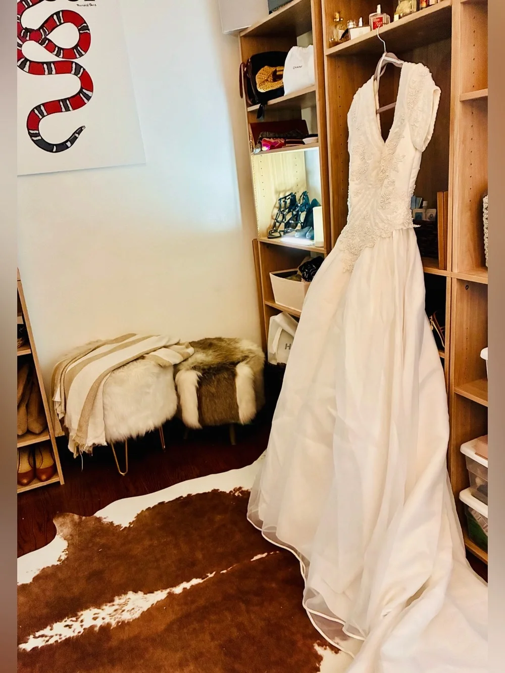 Elegant Cream Bridal Ball Gown Dress with Lace Bodice